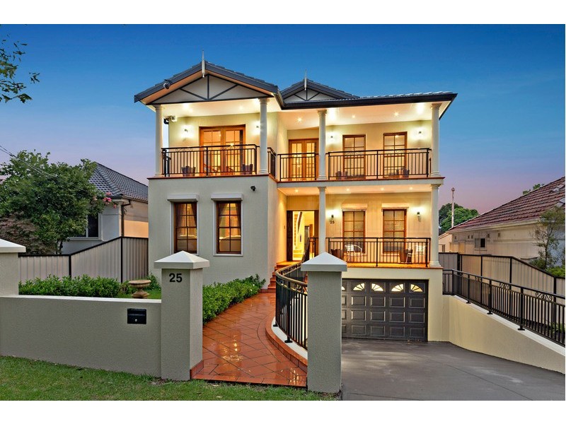 25 Armitree Street, Kingsgrove NSW 2208