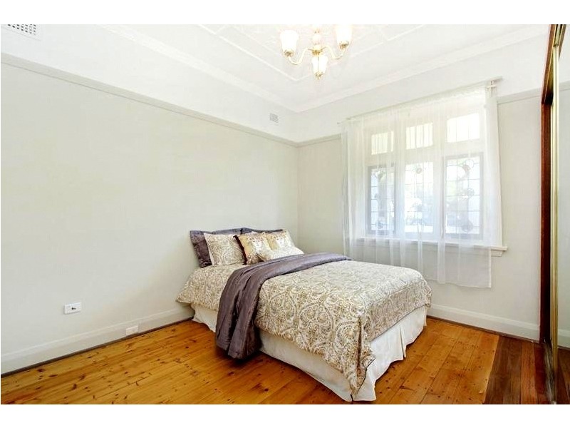 22 Howard Street, Canterbury NSW 2193