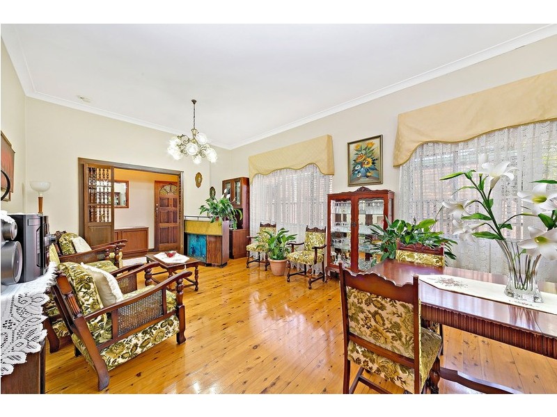 11 Boronia Street, Belfield NSW 2191