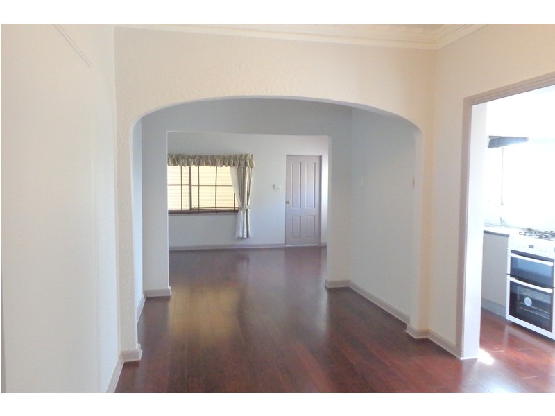 2 Carrisbrook Avenue, Punchbowl NSW 2196