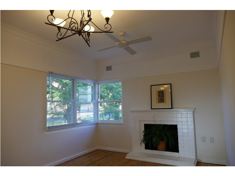 .32 Macquarie Street, Greenacre NSW 2190