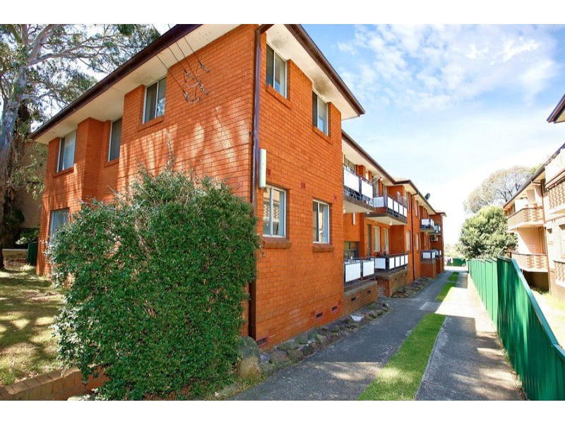 1/3 Hugh Street, Belmore NSW 2192