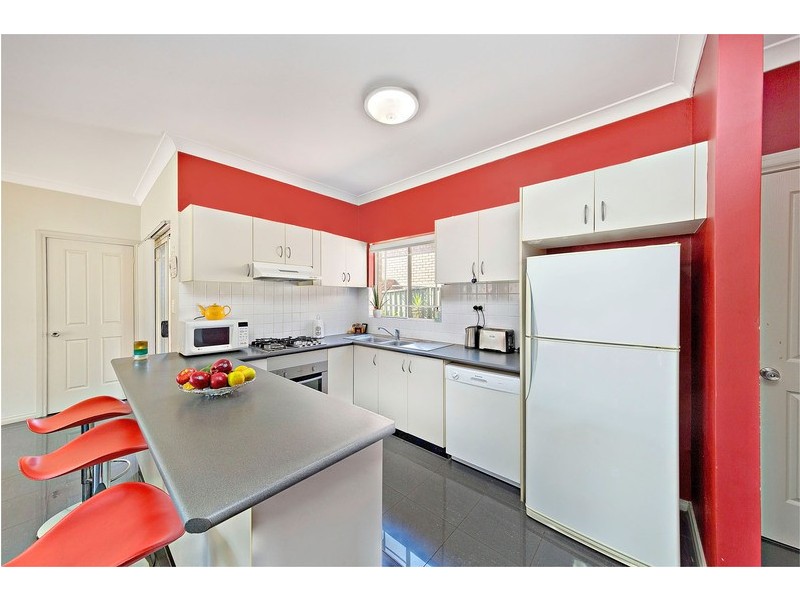 1/25-27 Bower Street, Roselands NSW 2196