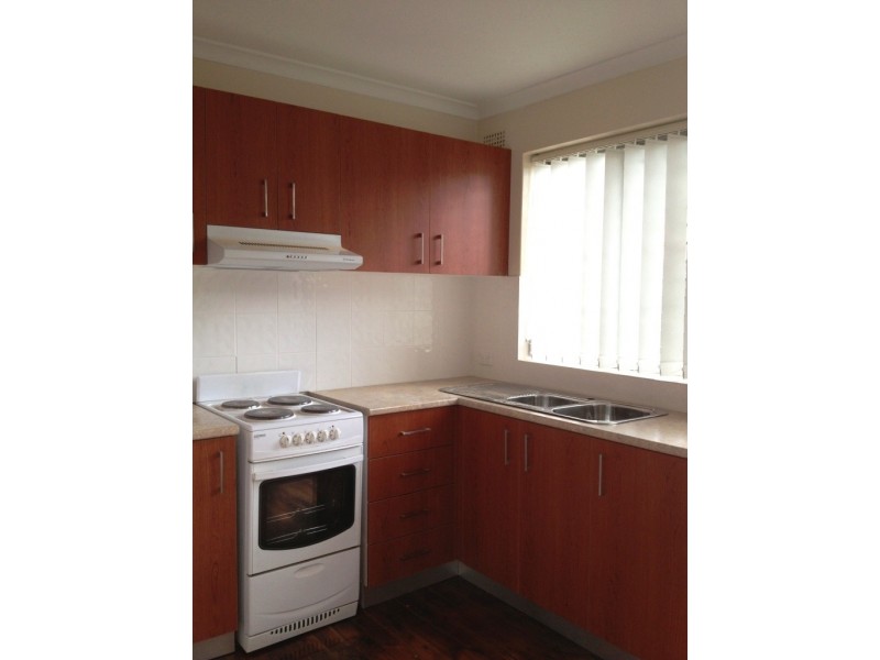 8/122 Ninth Avenue, Campsie NSW 2194