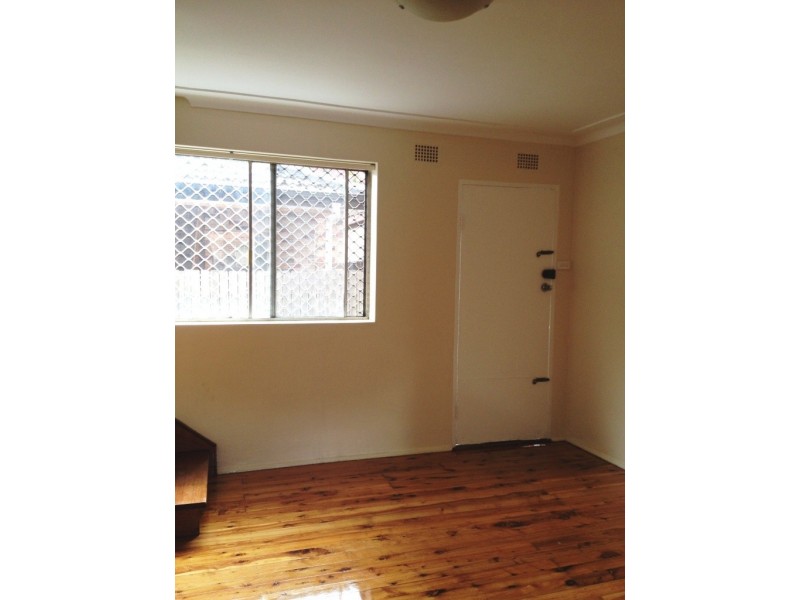 8/122 Ninth Avenue, Campsie NSW 2194