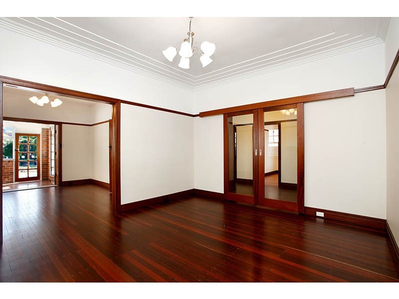 22 Middle Harbour Road, Lindfield NSW 2070