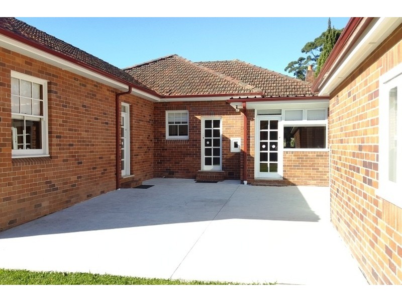 22 Middle Harbour Road, Lindfield NSW 2070