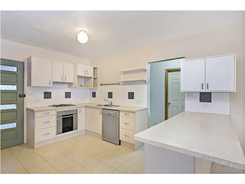 2/28 Broadarrow Road, Narwee NSW 2209