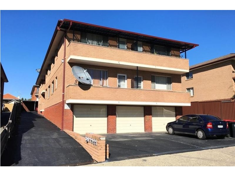 2/12 Lucerne Street, Belmore NSW 2192