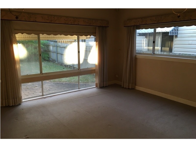 .15 Windsor Avenue, Croydon Park NSW 2133