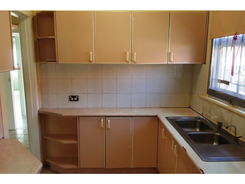 8 Downes Street, Belfield NSW 2191