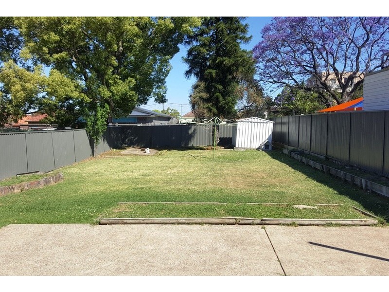 8 Downes Street, Belfield NSW 2191