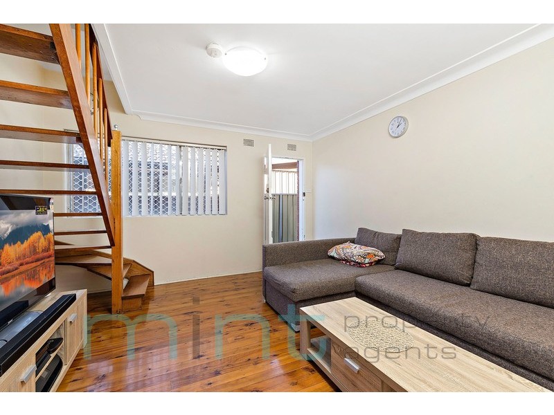 122 Ninth Avenue, Campsie NSW 2194