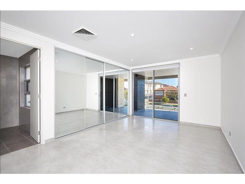 12B Narani Crescent, Earlwood NSW 2206