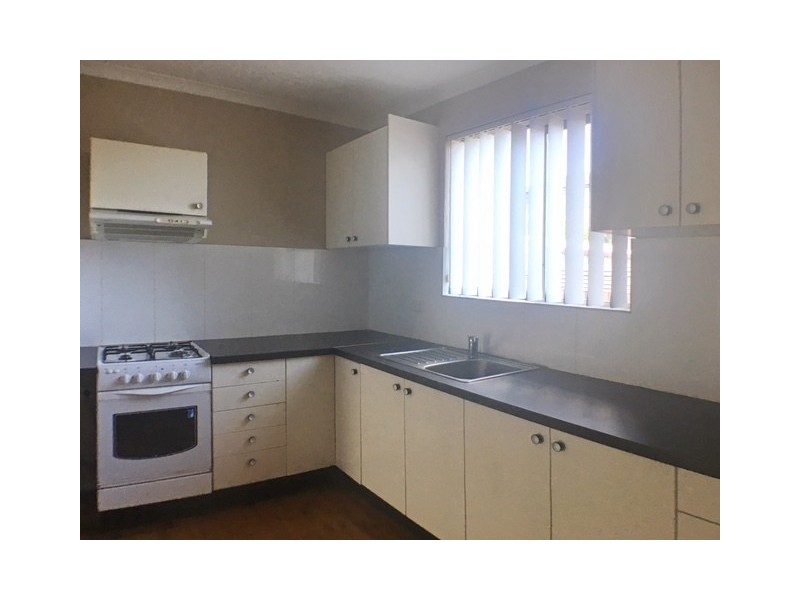 2/3 St Judes Crescent, Belmore NSW 2192