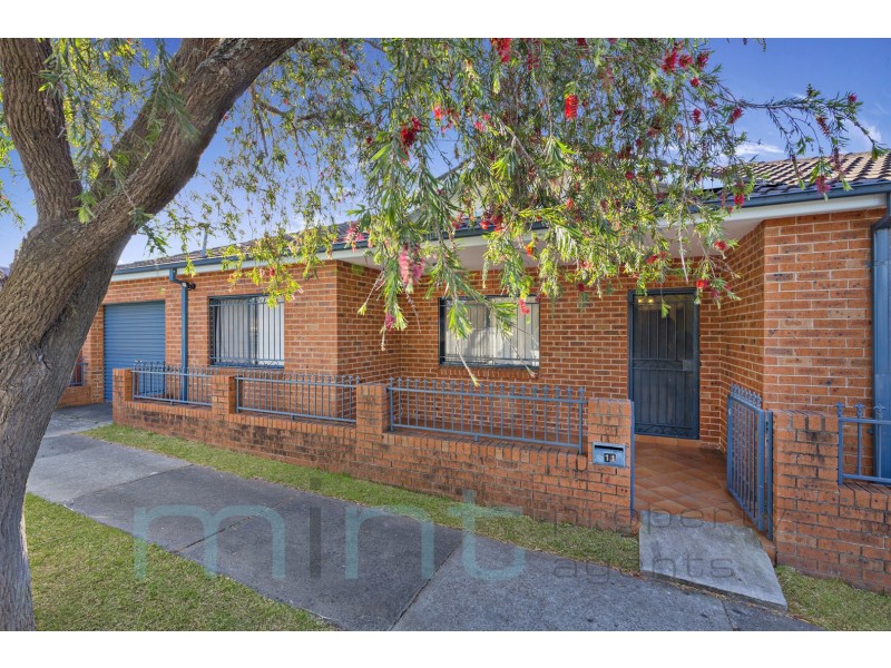 11 Railway Parade, Belmore NSW 2192