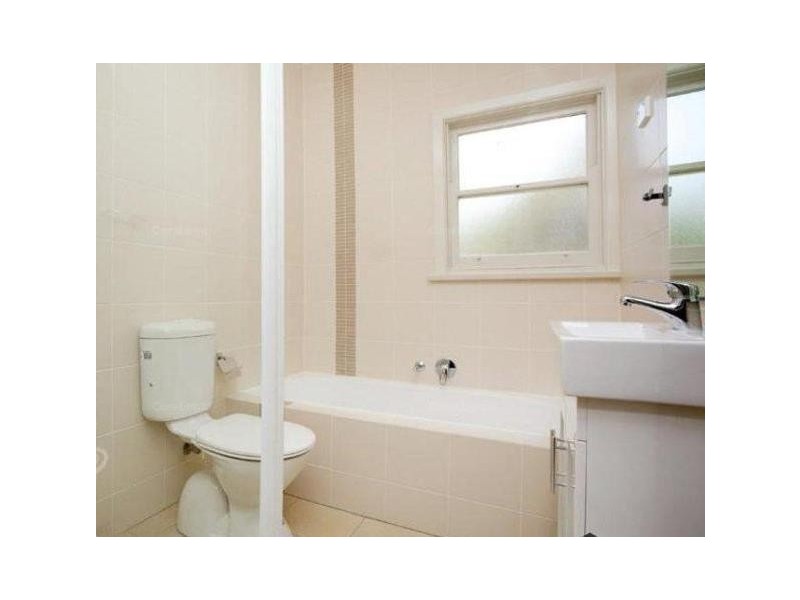 16 Statham Street, Belfield NSW 2191