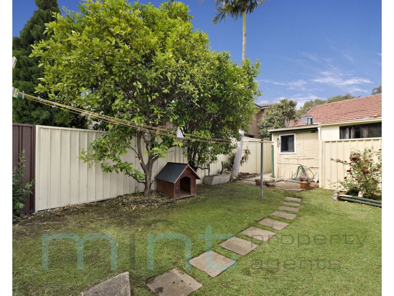 1/23 Bazentin Street, Belfield NSW 2191