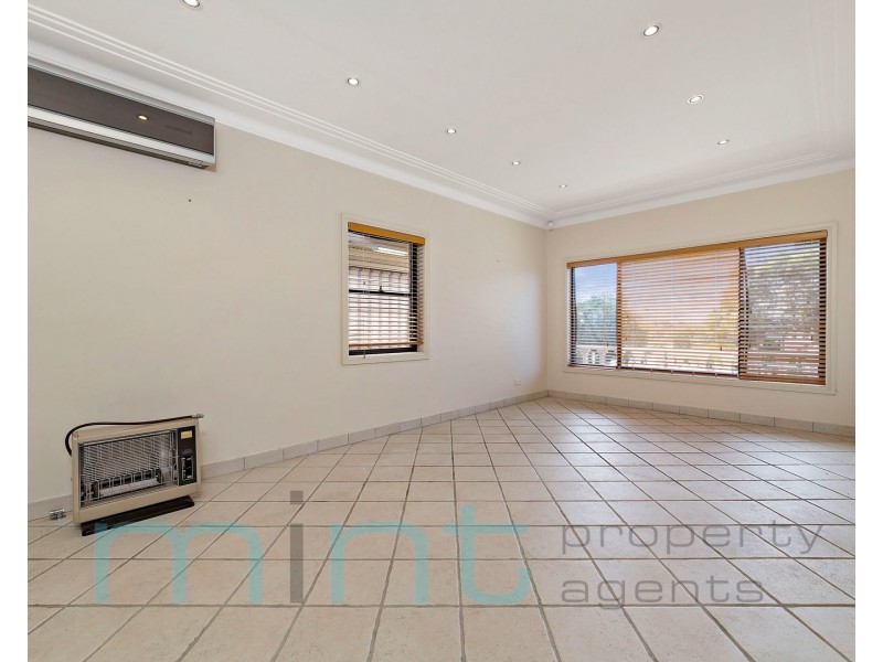 34 Eleanor Avenue, Belmore NSW 2192