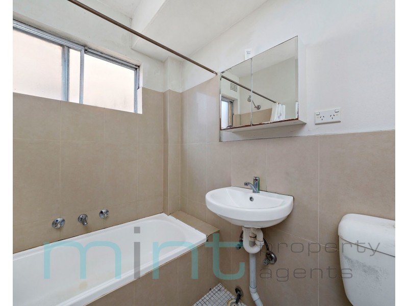 5/64 Sproule Street, Lakemba NSW 2195