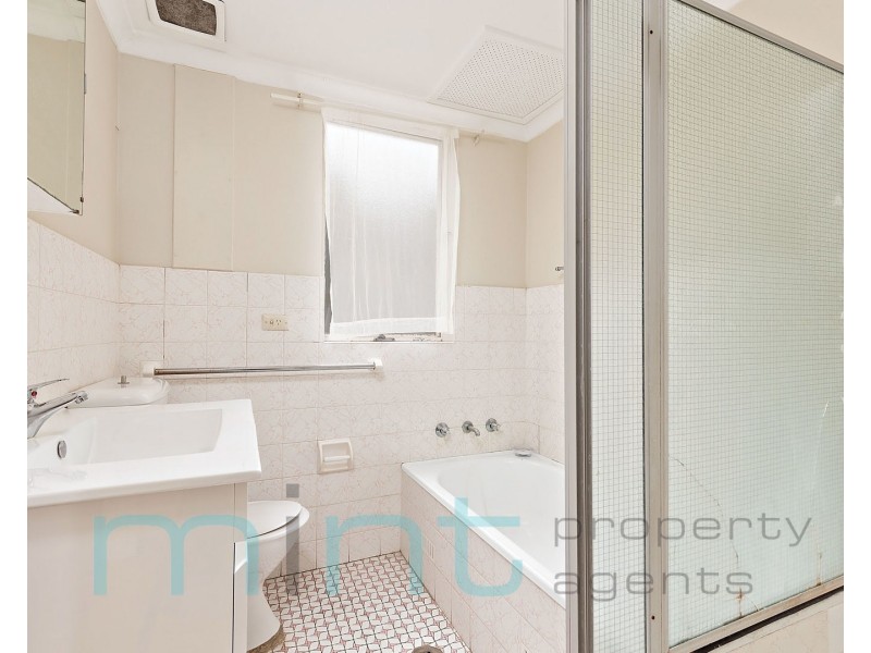 2/110 Croydon Street, Lakemba NSW 2195