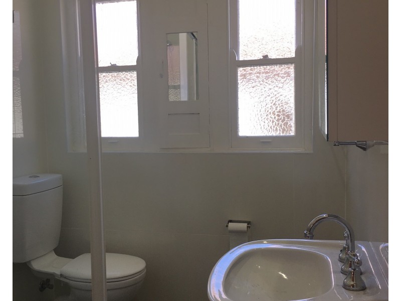 10 Campbell Street, Punchbowl NSW 2196