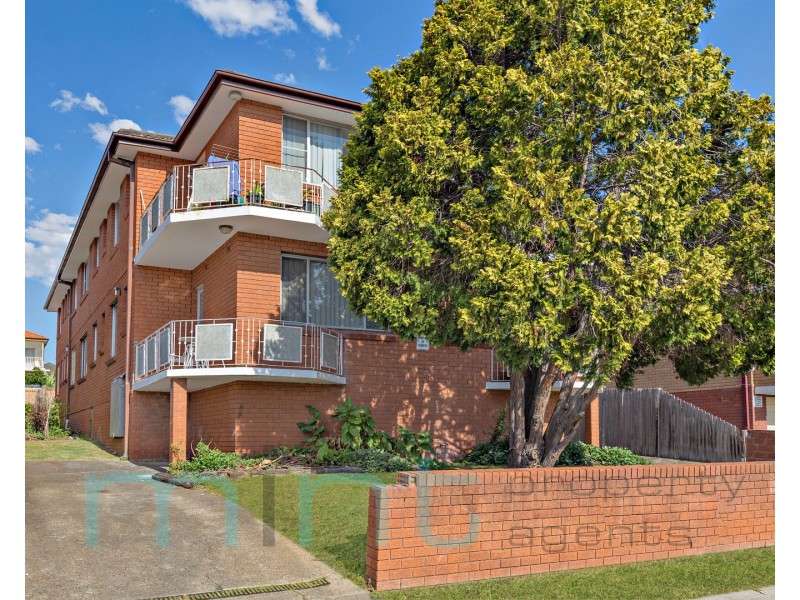 2/10 Lucerne Street, Belmore NSW 2192