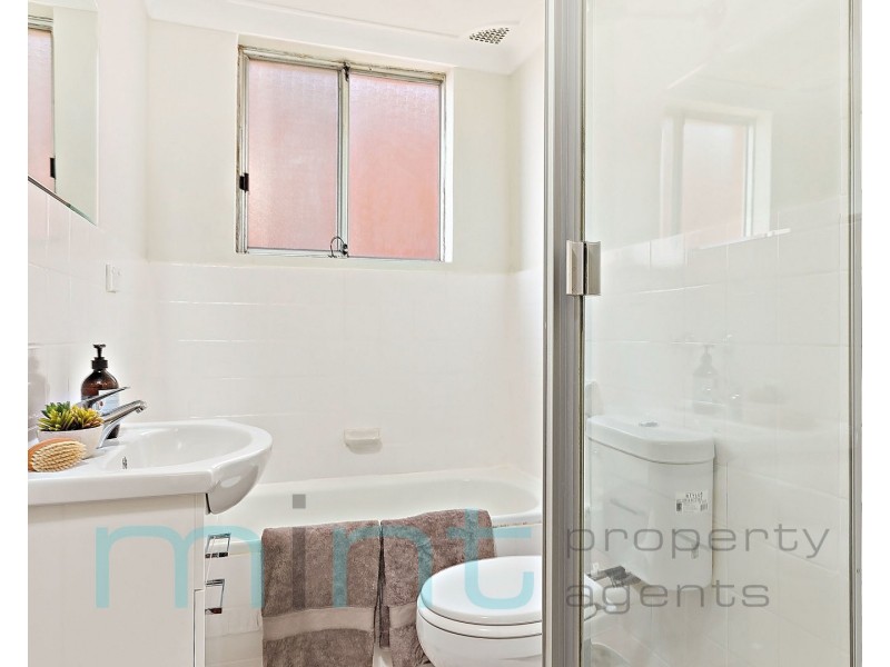 2/10 Lucerne Street, Belmore NSW 2192