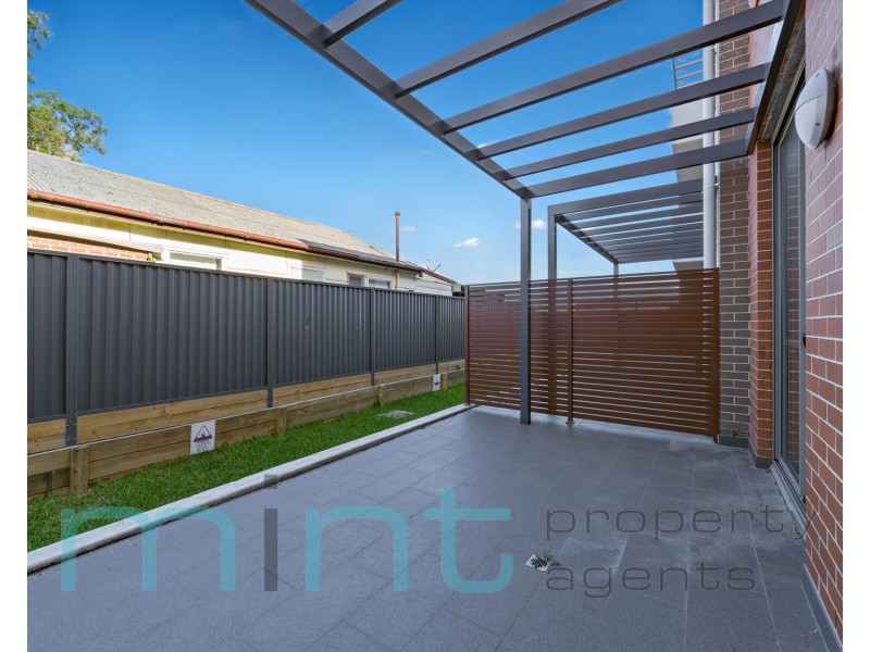 2/538-540 Woodville Road, Guildford NSW 2161