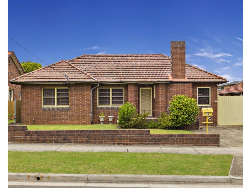 11 Patricia Street, Belfield NSW 2191