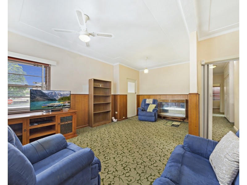 11 Patricia Street, Belfield NSW 2191