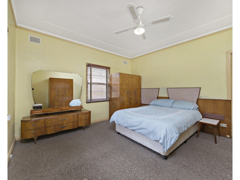 11 Patricia Street, Belfield NSW 2191