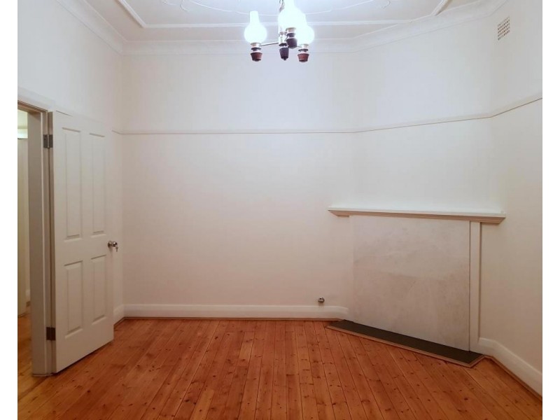 28 Bazentin Street, Belfield NSW 2191