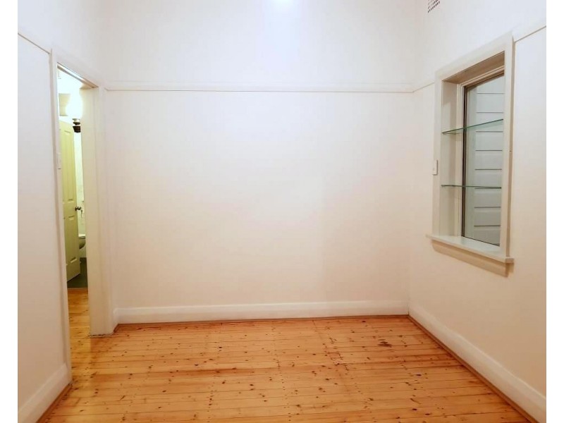 28 Bazentin Street, Belfield NSW 2191