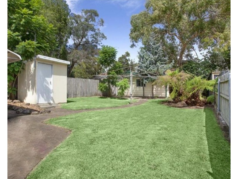 15 Windsor Avenue, Croydon Park NSW 2133