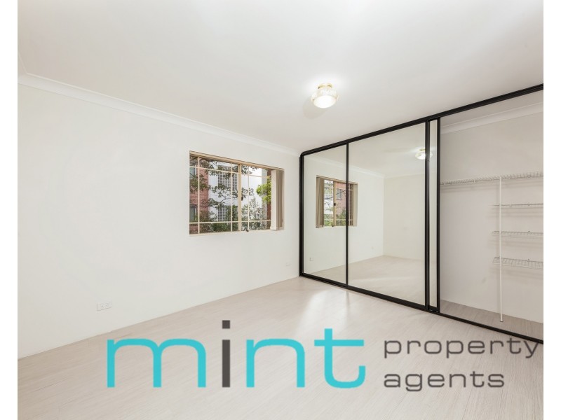 3/26 North Parade, Campsie NSW 2194