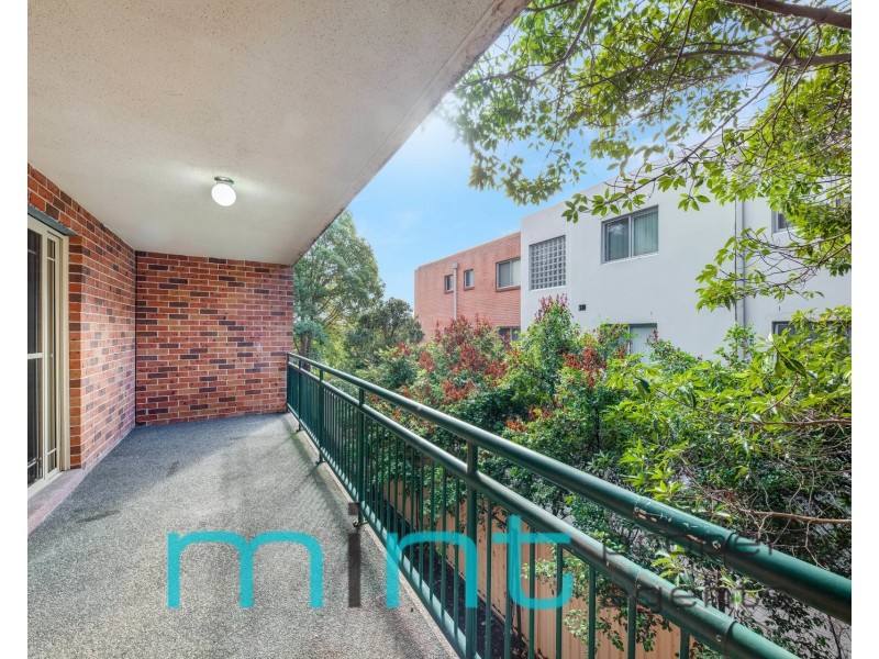 3/26 North Parade, Campsie NSW 2194