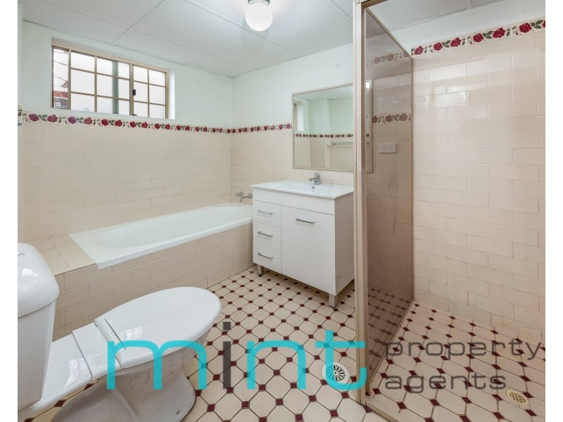 3/26 North Parade, Campsie NSW 2194