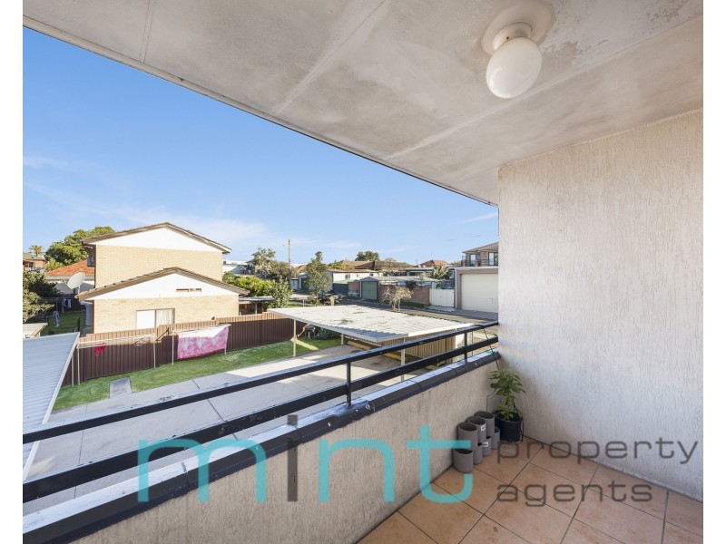 8/110 Leylands Parade, Belmore NSW 2192