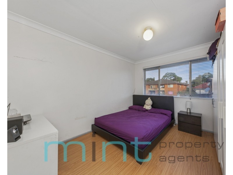 8/110 Leylands Parade, Belmore NSW 2192