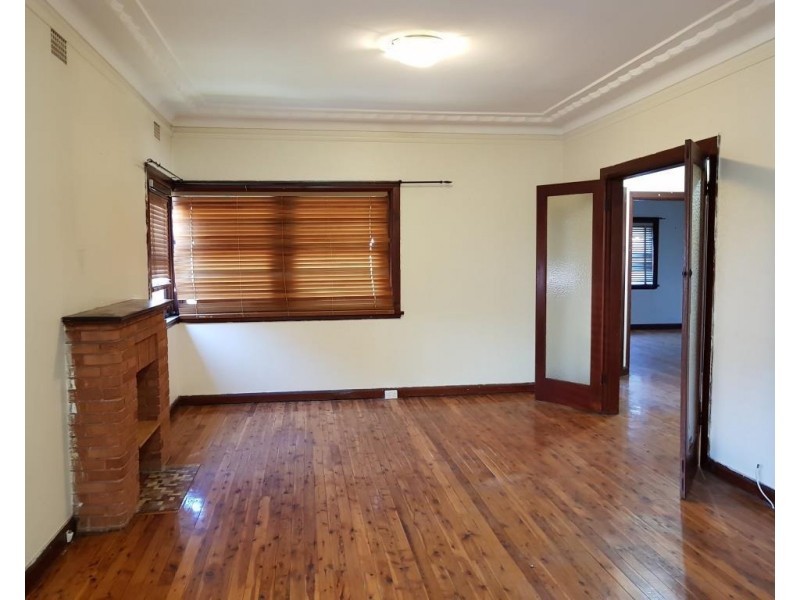 10 Paxton Avenue, Belmore NSW 2192