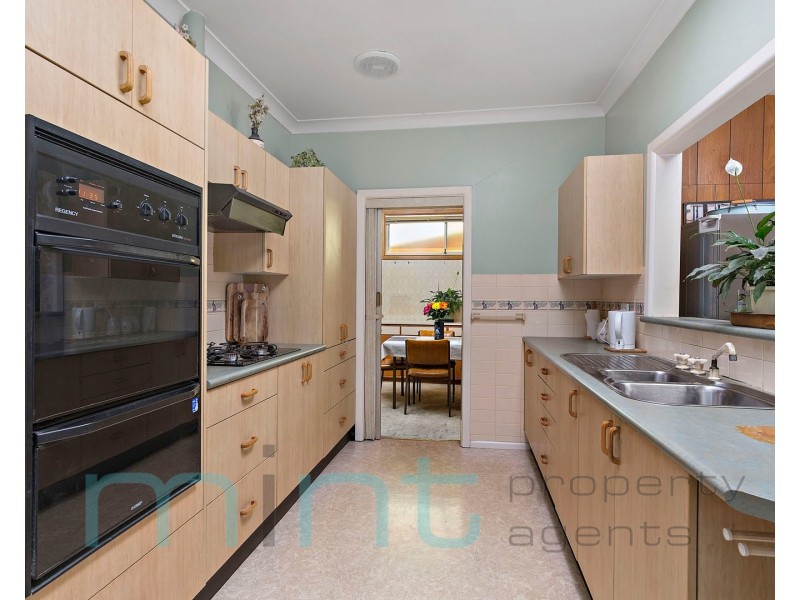 36 Michael Avenue, Belfield NSW 2191