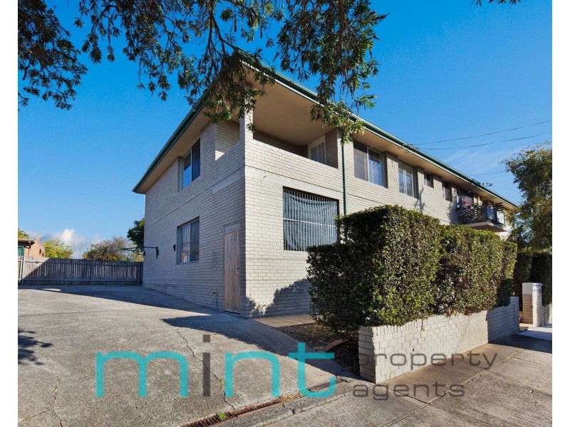 1/53 Benaroon Road, Belmore NSW 2192