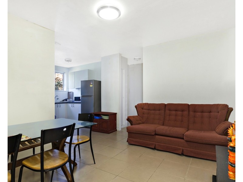 18/4-6 Unara Street, Campsie NSW 2194