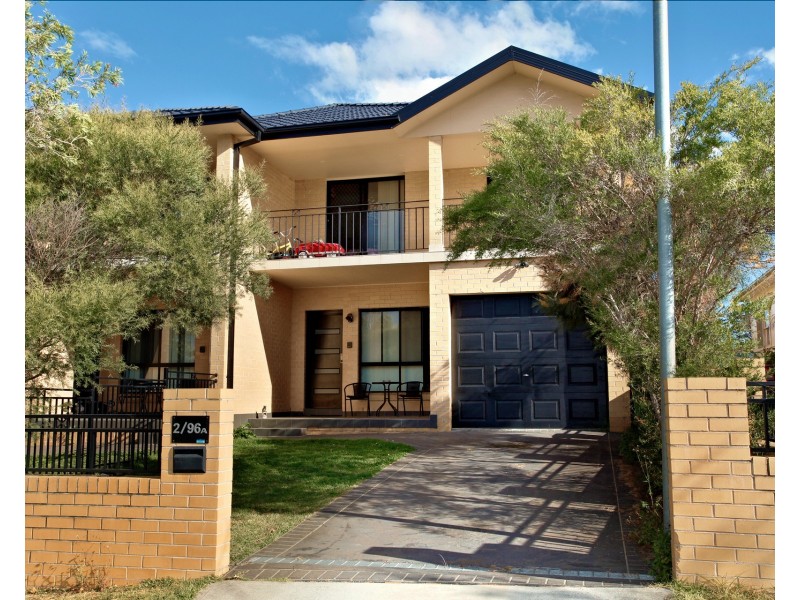 96B Cardigan Road, Greenacre NSW 2190