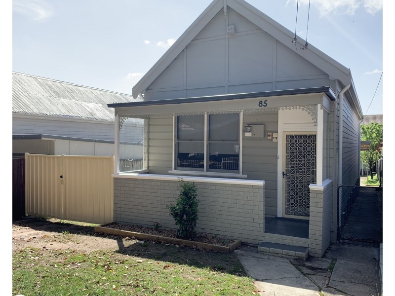 85 Ninth Avenue, Campsie NSW 2194