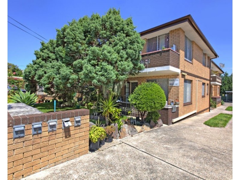 2/18 Hillard Street, Wiley Park NSW 2195