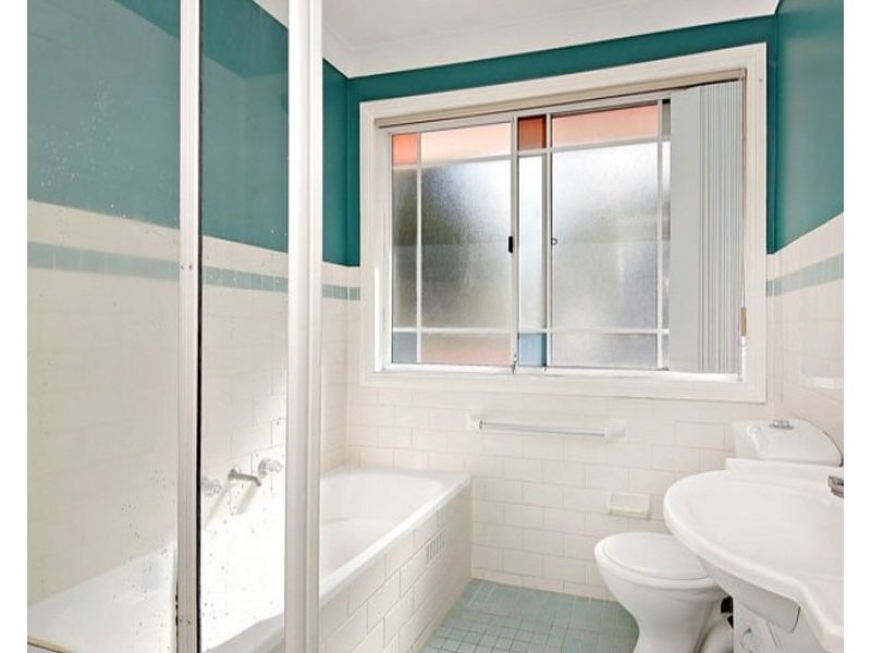 .15/224 Old Kent Road, Greenacre NSW 2190