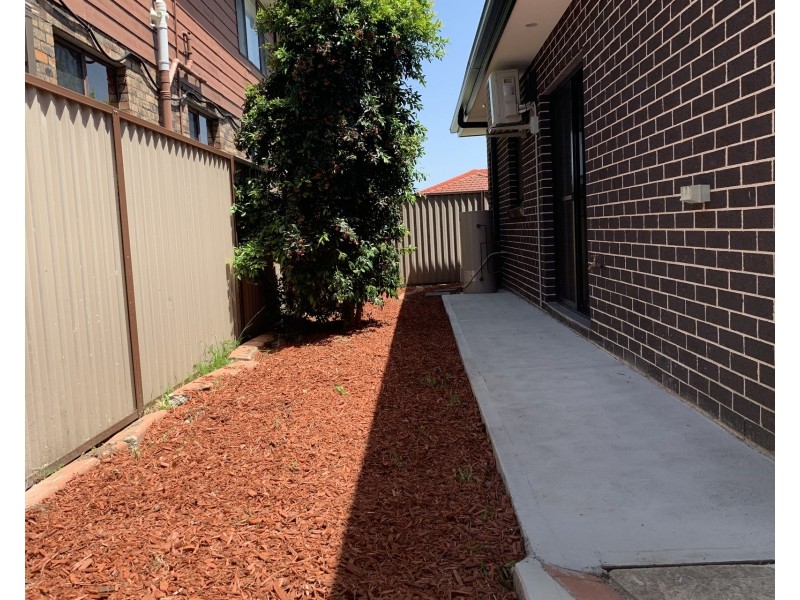 GrannyFlat/42A Penshurst Road, Roselands NSW 2196