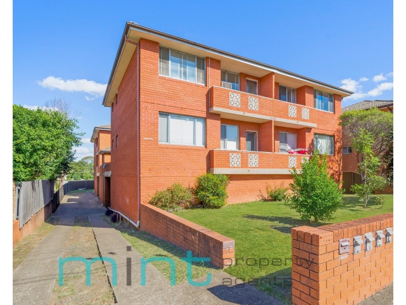 9/1 The Crescent, Berala NSW 2141